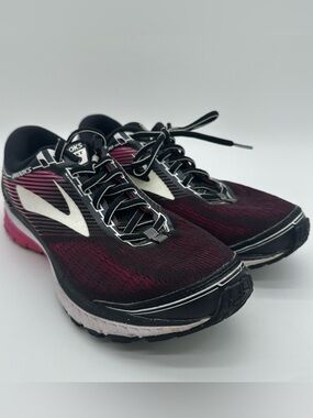 Brooks Women's Ghost 10 Running Shoes in Pink and Black